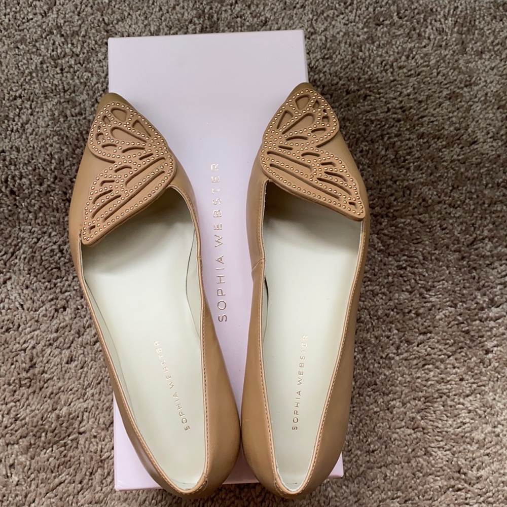 Sophia Webster Nude Butterfly Gold Bead pointy toe Flat ALMOST NEW worn twice.